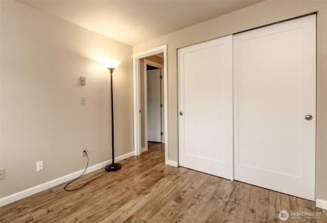28606 16th Avenue S Federal Way WA 98003
