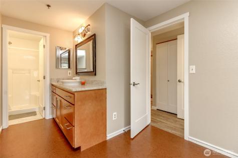 28606 16th Avenue S Federal Way WA 98003