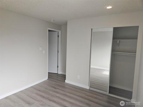 2611 NE 4th Renton WA 98056