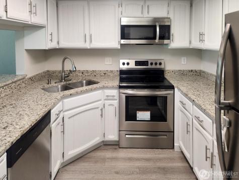 2611 NE 4th Renton WA 98056