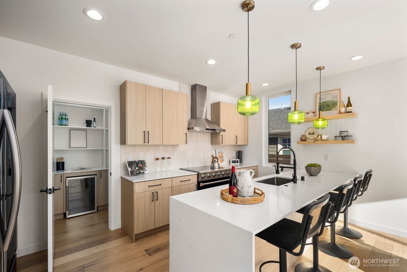528 N 72nd Street Seattle WA 98103