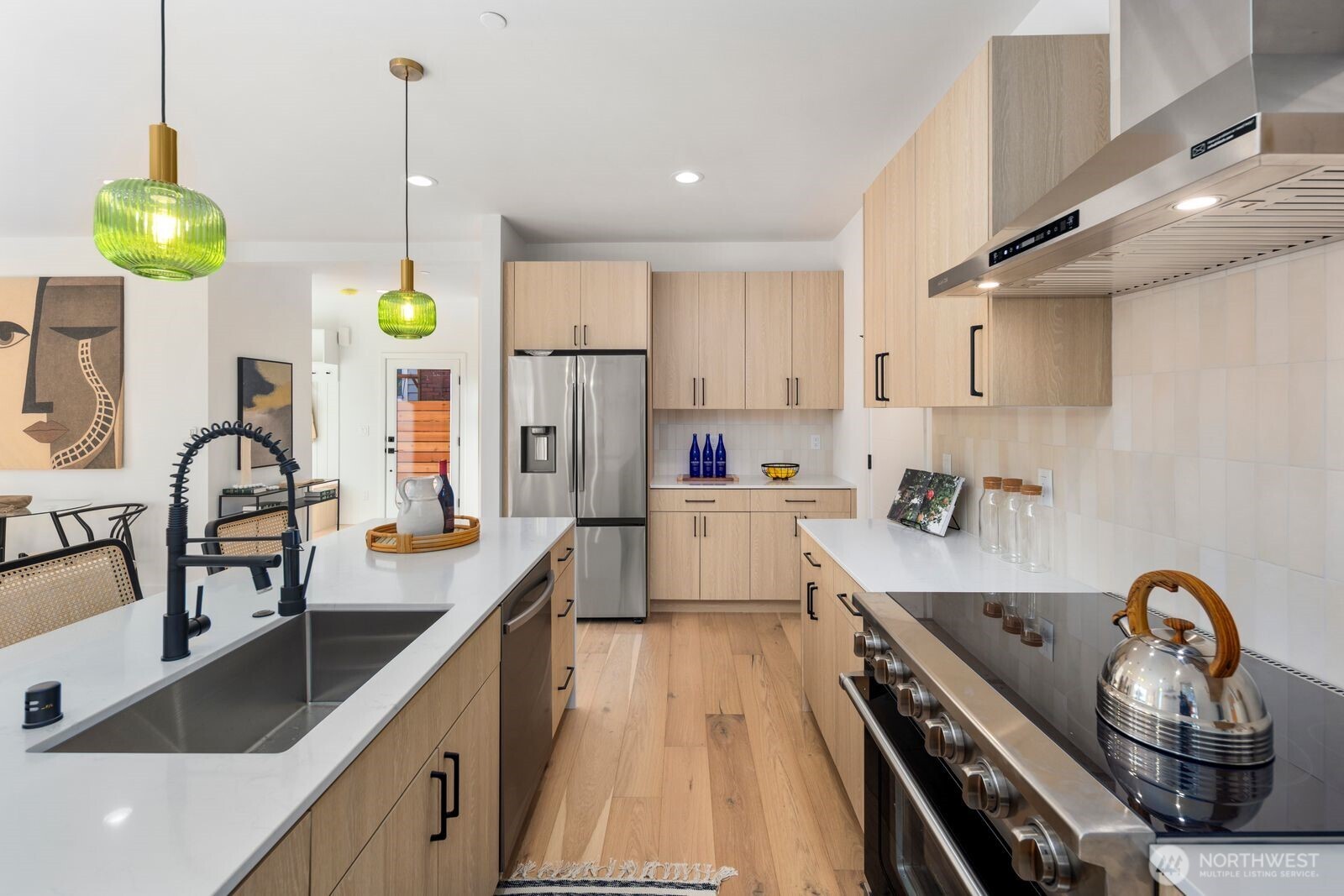 528 N 72nd Street Seattle WA 98103