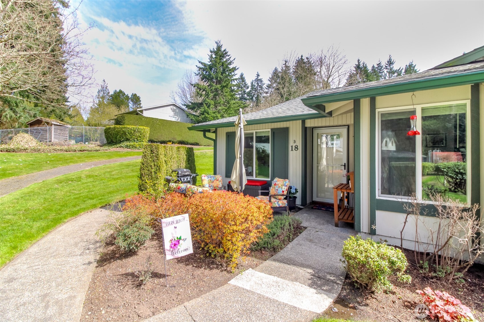 527 323rd Place Federal Way WA 98003