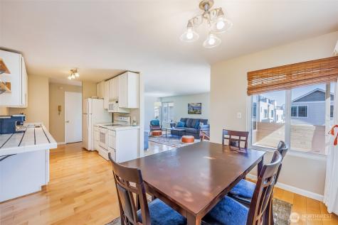 1214 Taylor Avenue N Seattle WA 98109
