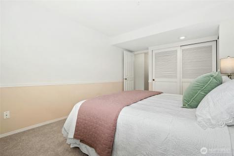 7111 134th Court SE Newcastle WA 98059