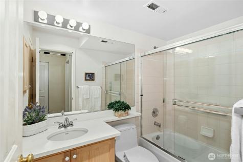 7111 134th Court SE Newcastle WA 98059