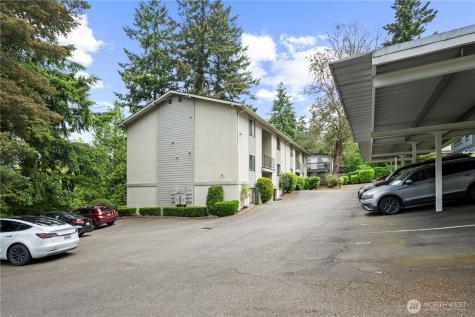 6734 112th Avenue NE Kirkland WA 98033