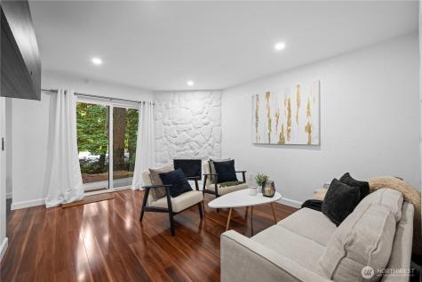 6734 112th Avenue NE Kirkland WA 98033