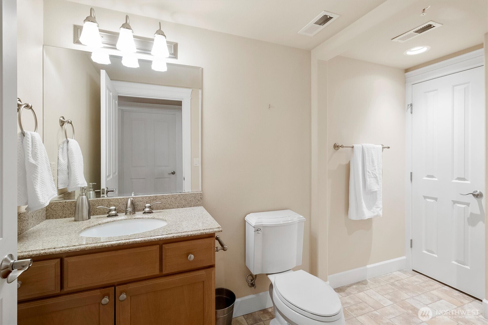 2307 Sundown Court Anacortes WA 98221
