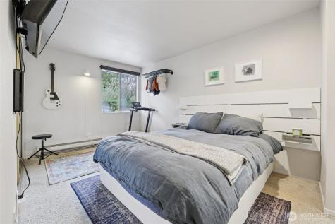 629 Cedar Avenue S Renton WA 98057