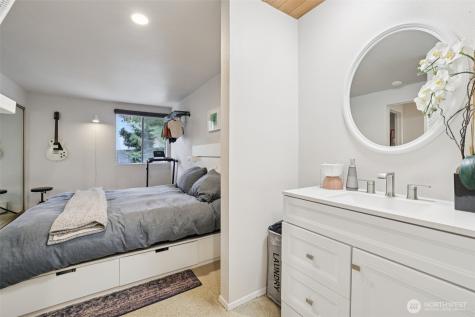 629 Cedar Avenue S Renton WA 98057
