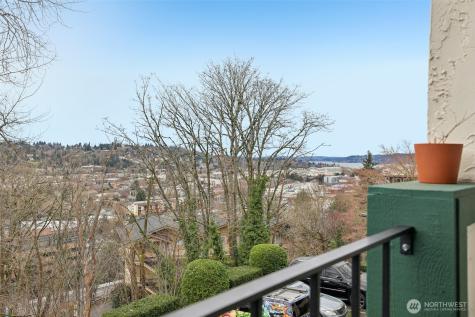 629 Cedar Avenue S Renton WA 98057