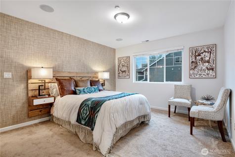 19717 27th Place W Lynnwood WA 98036