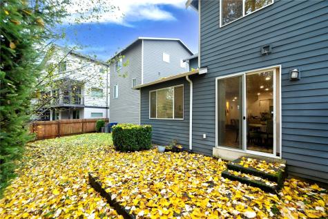 19717 27th Place W Lynnwood WA 98036