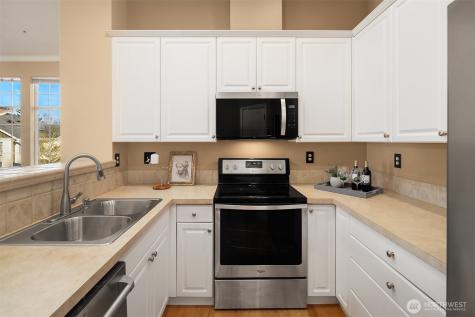 1855 Trossachs Boulevard SE Sammamish WA 98075