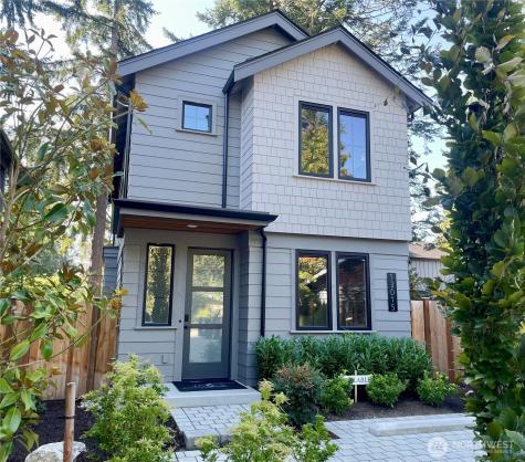 13015 NE 113th Street Kirkland WA 98033