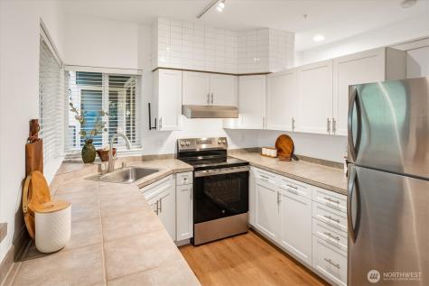 3915 243rd Place SE Bothell WA 98021