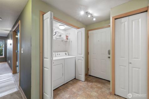 11527 Highway 99 Everett WA 98204