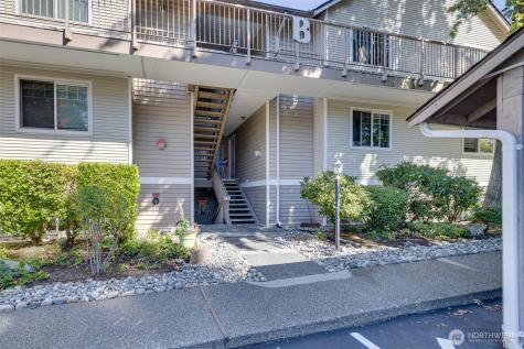 11527 Highway 99 Everett WA 98204