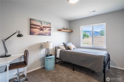 51 Phoebe Lane Manson WA 98831