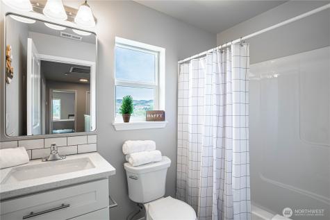 51 Phoebe Lane Manson WA 98831