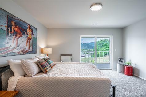 51 Phoebe Lane Manson WA 98831