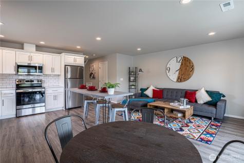 51 Phoebe Lane Manson WA 98831