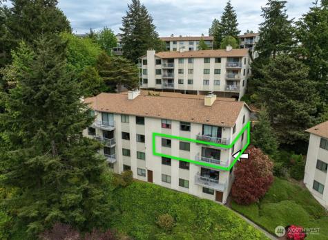 1220 SW 132nd Lane Burien WA 98146