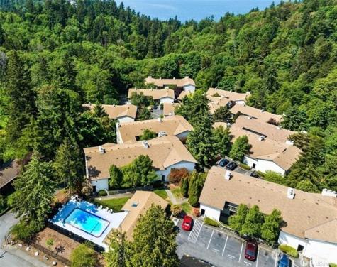 1220 SW 132nd Lane Burien WA 98146