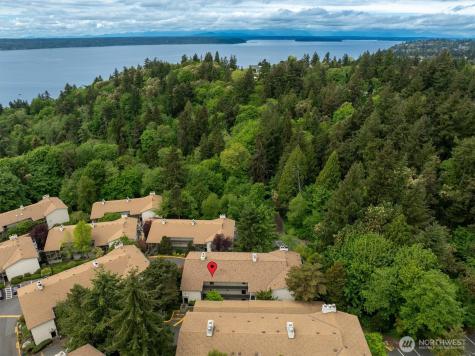 1220 SW 132nd Lane Burien WA 98146