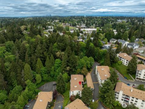 1220 SW 132nd Lane Burien WA 98146
