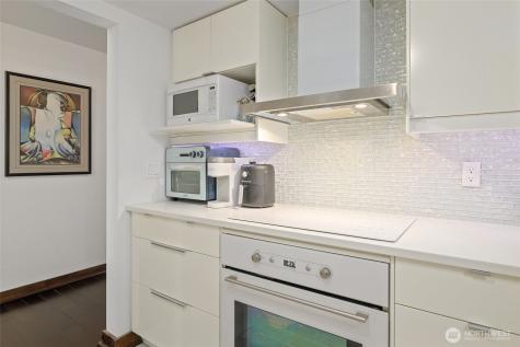 135 N 46th Street Seattle WA 98103