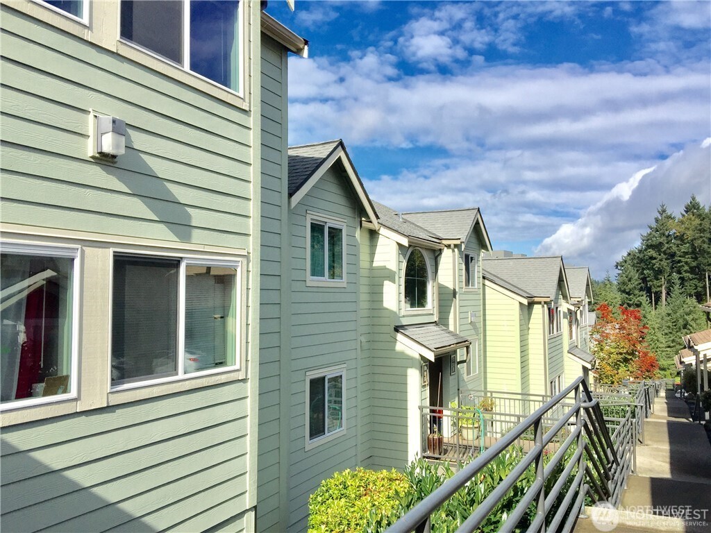 3819 130th Lane SE Bellevue WA 98006