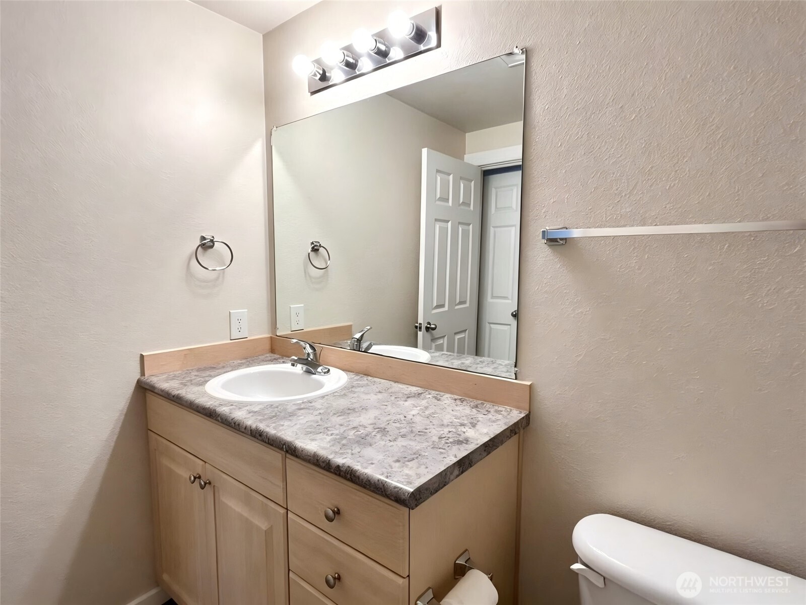 3819 130th Lane SE Bellevue WA 98006