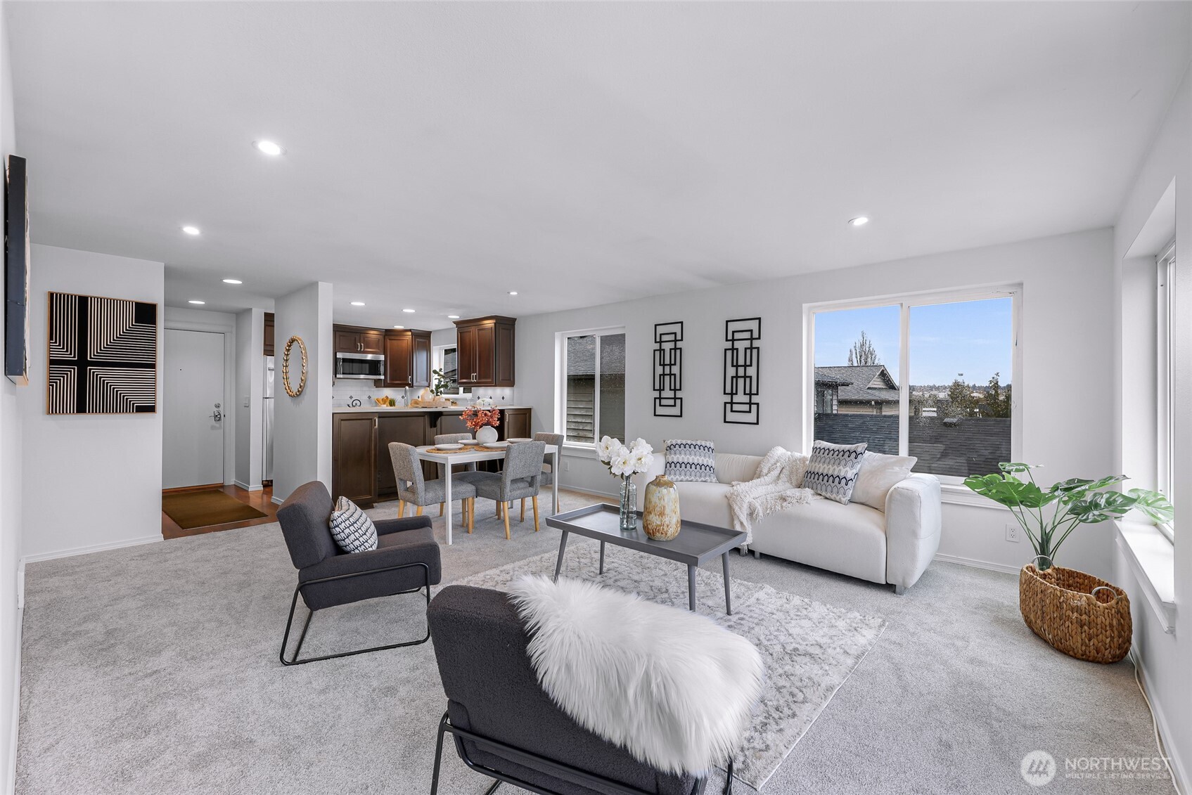 3228 21st Avenue W Seattle WA 98199