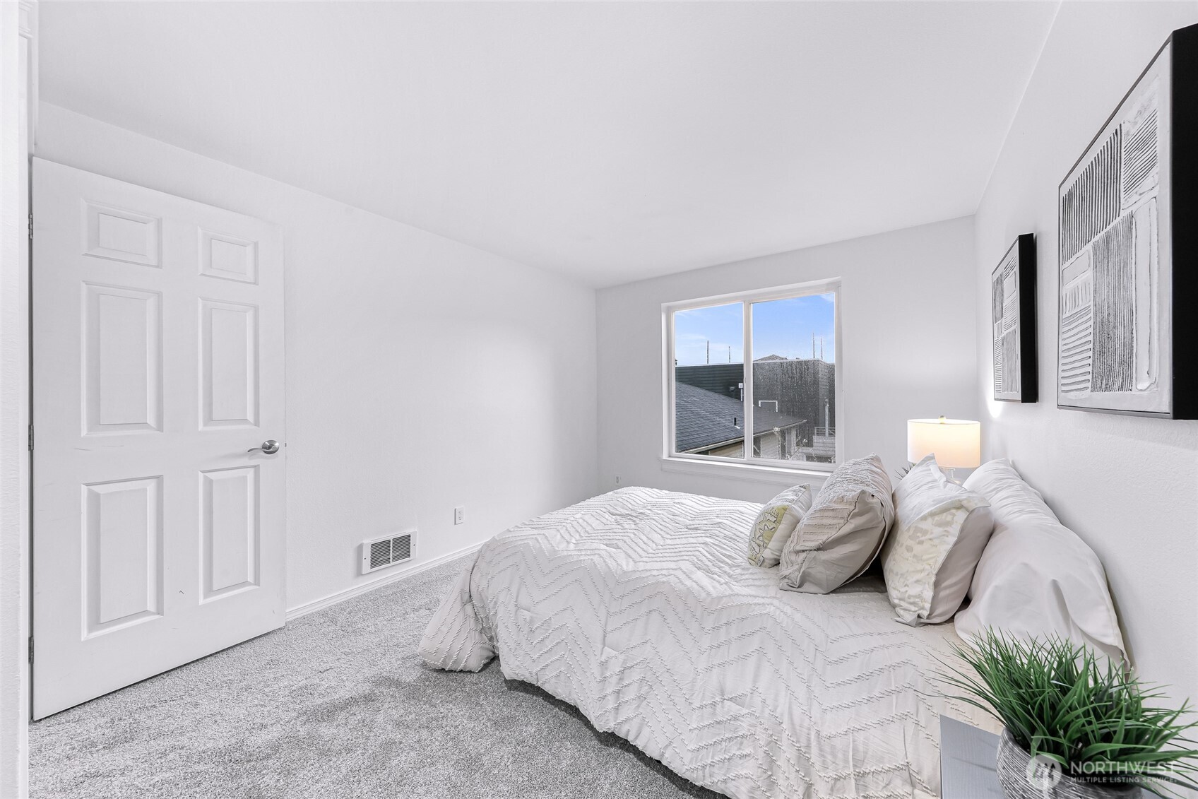 3228 21st Avenue W Seattle WA 98199