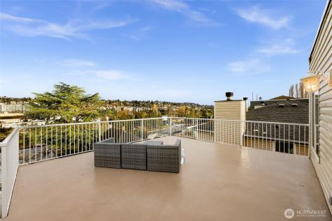 3228 21st Avenue W Seattle WA 98199