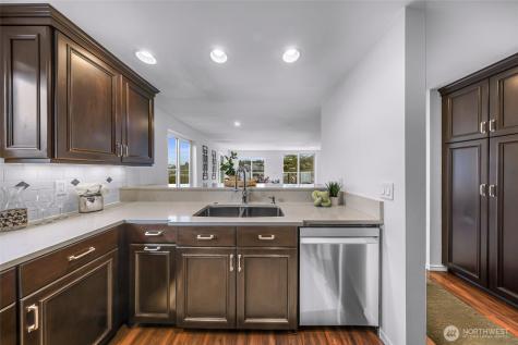 3228 21st Avenue W Seattle WA 98199
