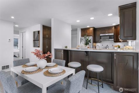 3228 21st Avenue W Seattle WA 98199