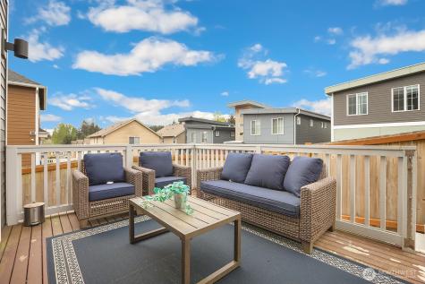 1815 143rd Place SW Lynnwood WA 98087