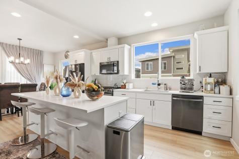 1815 143rd Place SW Lynnwood WA 98087