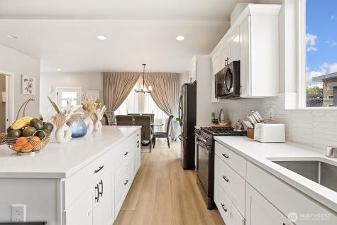 1815 143rd Place SW Lynnwood WA 98087