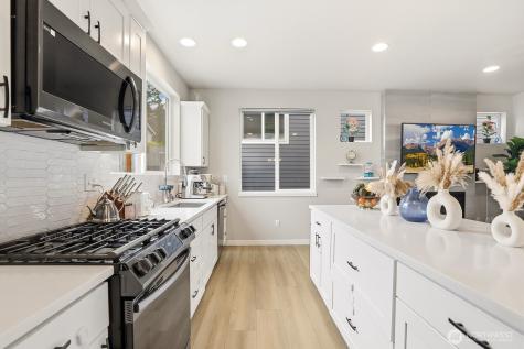 1815 143rd Place SW Lynnwood WA 98087
