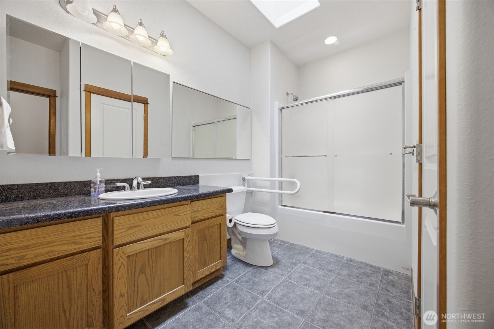 237 Creekview Crest Lynden WA 98264