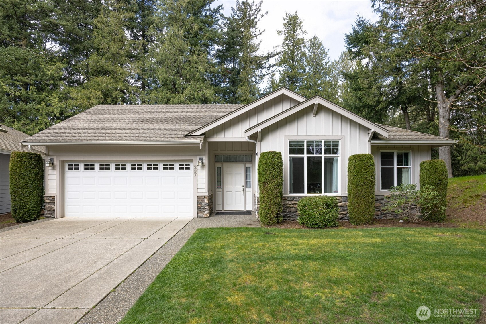 237 Creekview Crest Lynden WA 98264