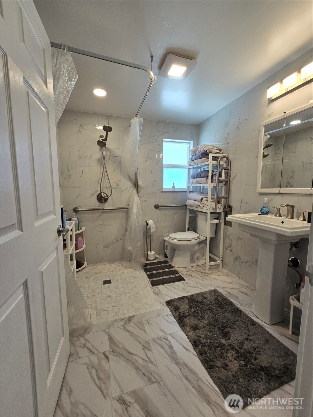 7826 Rainier Drive Everett WA 98203