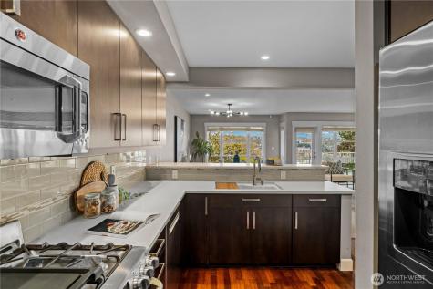 1240 5th Avenue N Seattle WA 98109