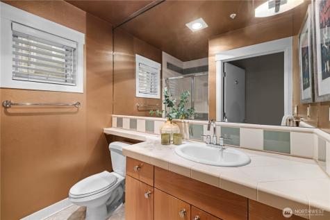 1240 5th Avenue N Seattle WA 98109