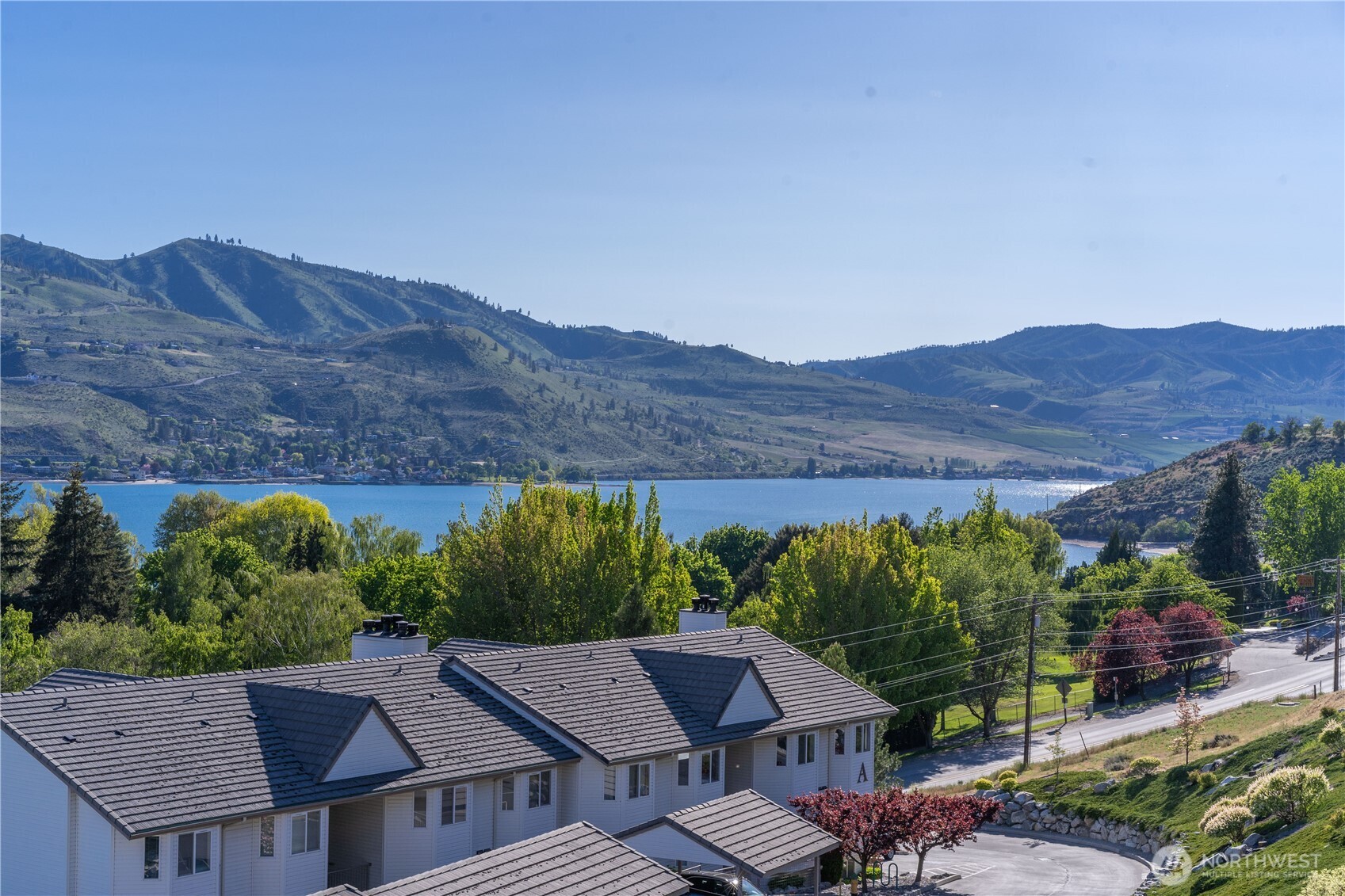 808 W Manson Highway Chelan WA 98816