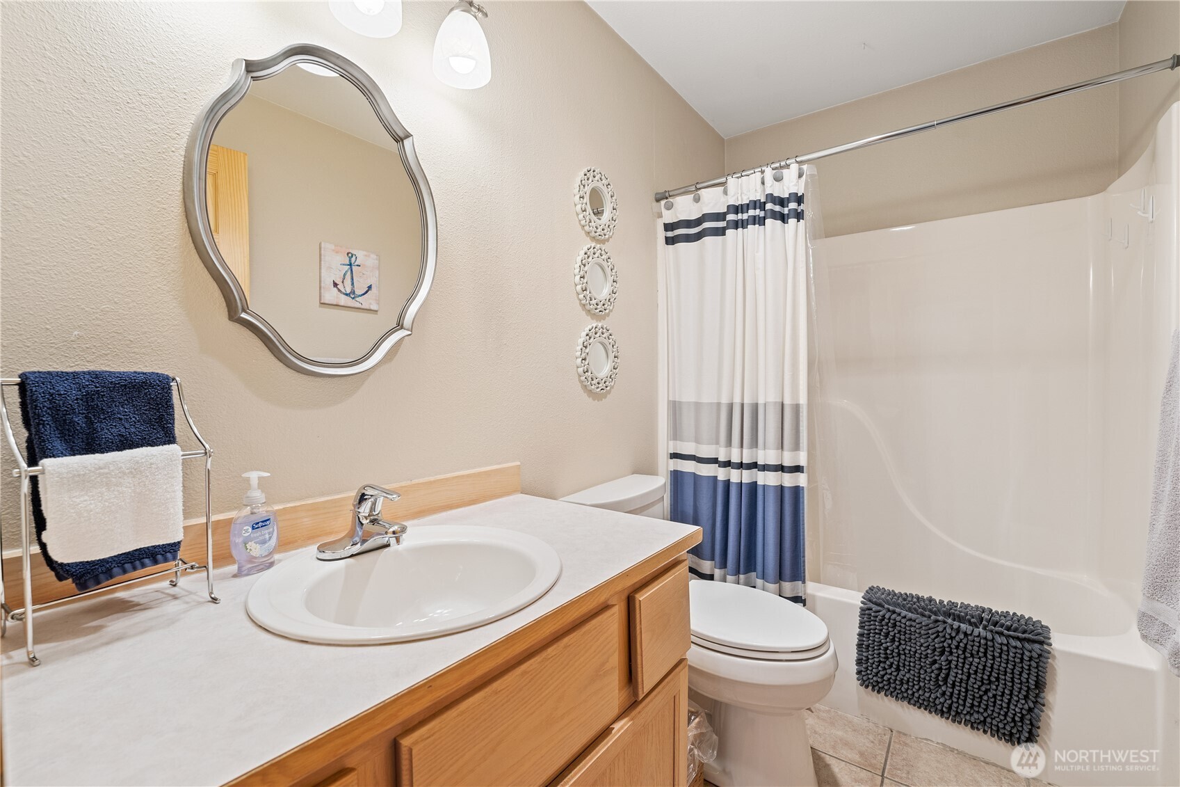 808 W Manson Highway Chelan WA 98816